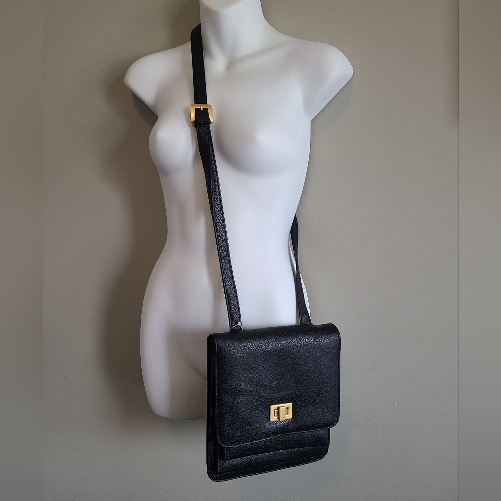 VTG Eaton’s Deadstock Pebbled Leather Crossbody Bag - NWT